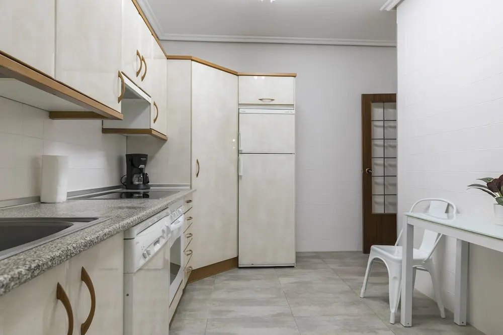 Zubieta by Forever Rentals. 4 Bedroom Apartment. Wifi. Groups. 80m. Beach