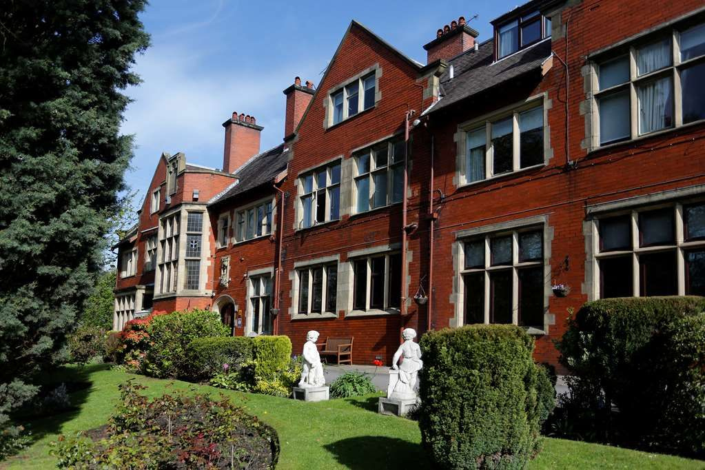 Best Western Broadfield Park
