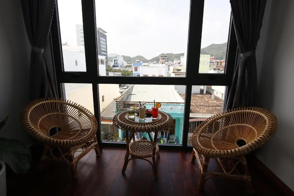 Standard Triple room with balcony