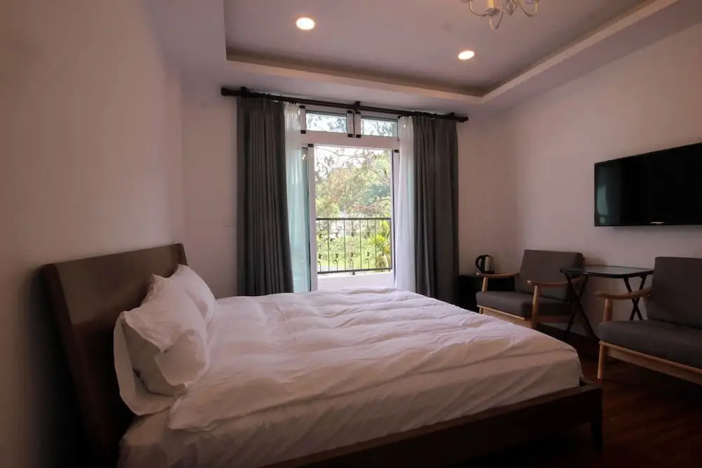 Comfort room