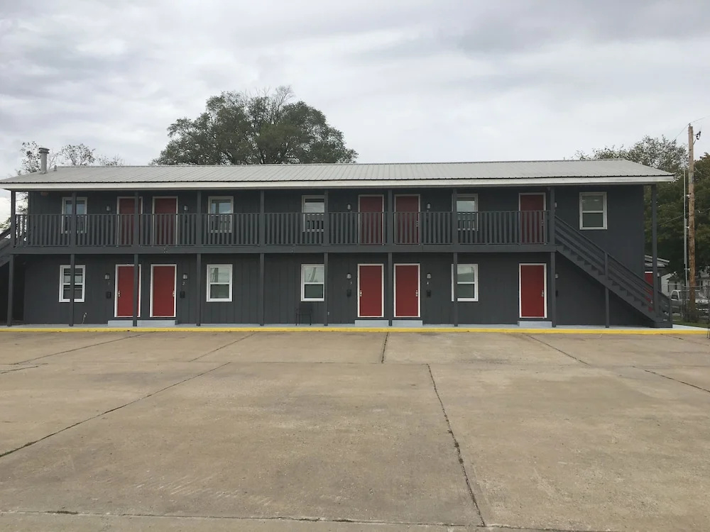Tower Extended Stay Suites