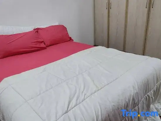 golf club homestay (Muslim-friendly)