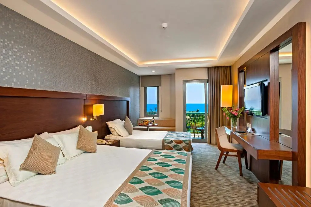 Standard Double room with sea view (full double bed)