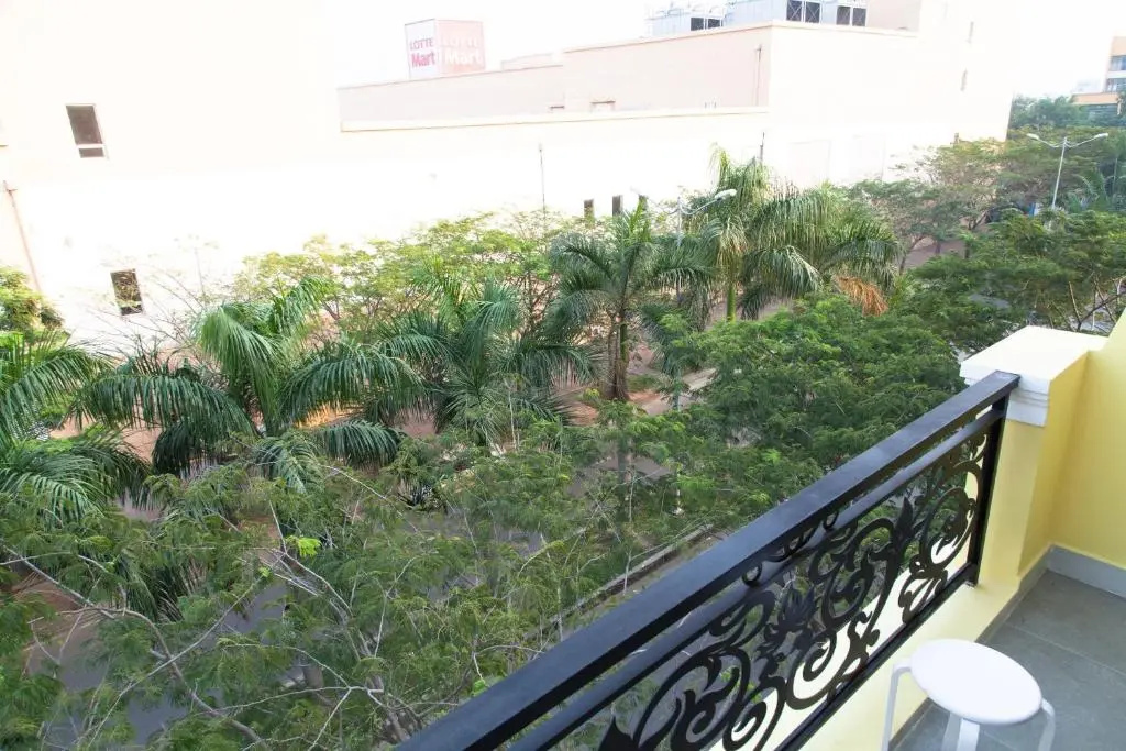 Deluxe Double room with balcony (full double bed)
