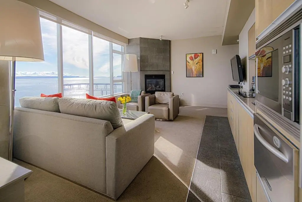 1 Bedroom Suite with ocean view