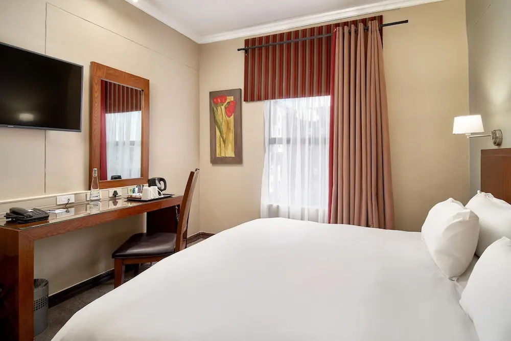 Protea Hotel by Marriott Pretoria Hatfield - Chambres