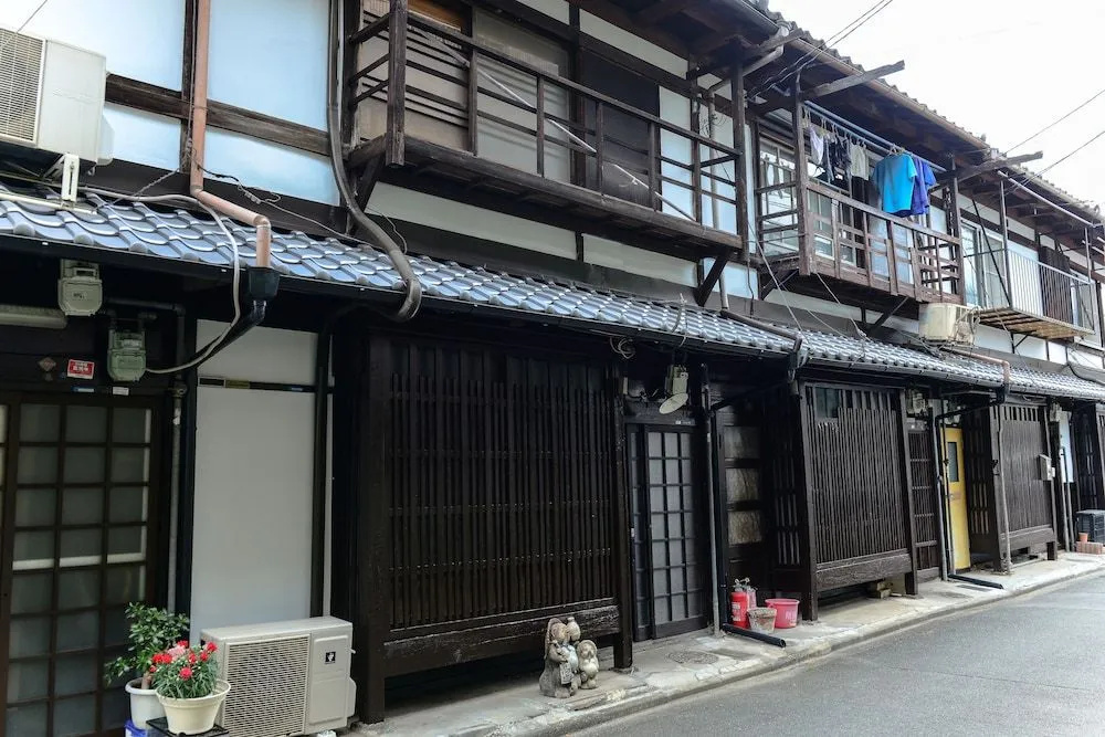 Nishioji Tanuki