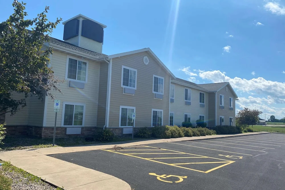 Americinn By Wyndham Oshkosh