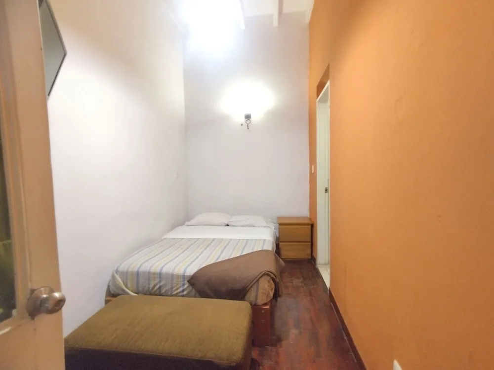 Economy Double room (full double bed)