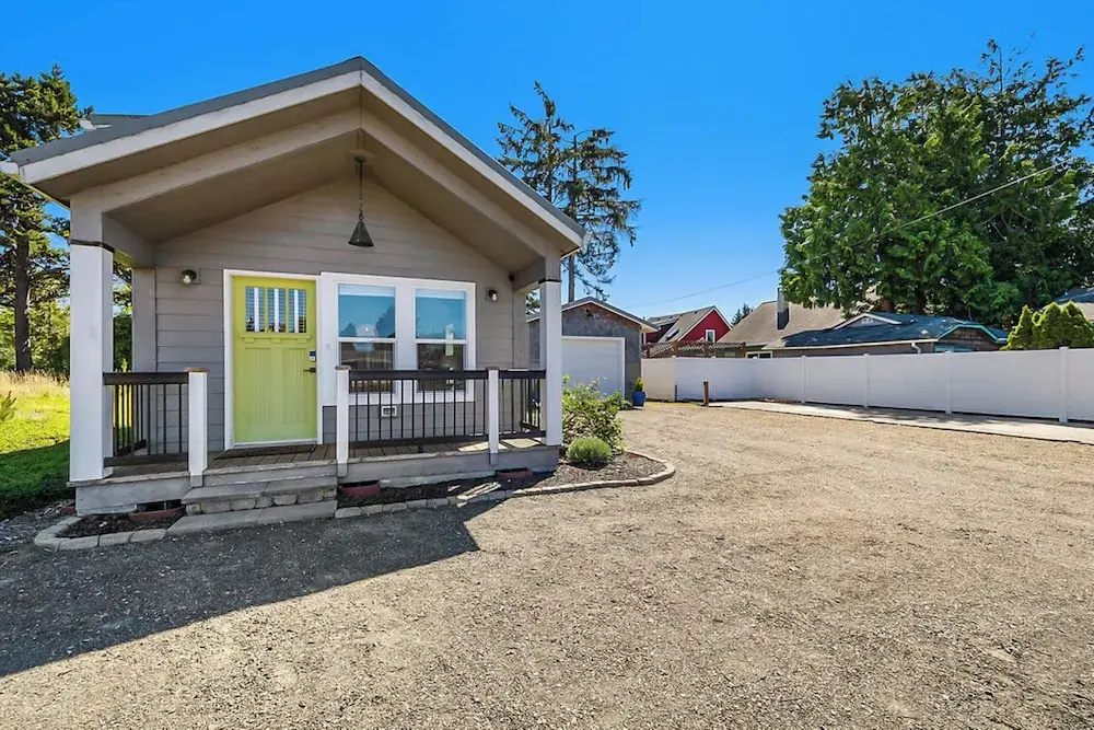 Sweet Seaview Home: Near Beach & Trailhead!