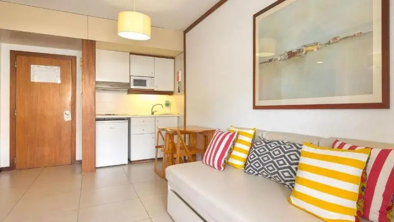Vila Baleira Suites - Chambres