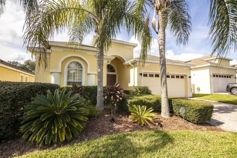 Peaceful Highlands Reserve Pool 4 Bedroom Home