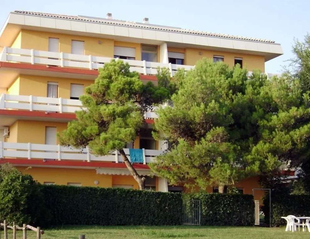Condominio Carina