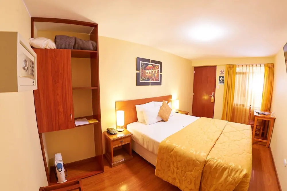 Hotel Santa Rosa - Chambres