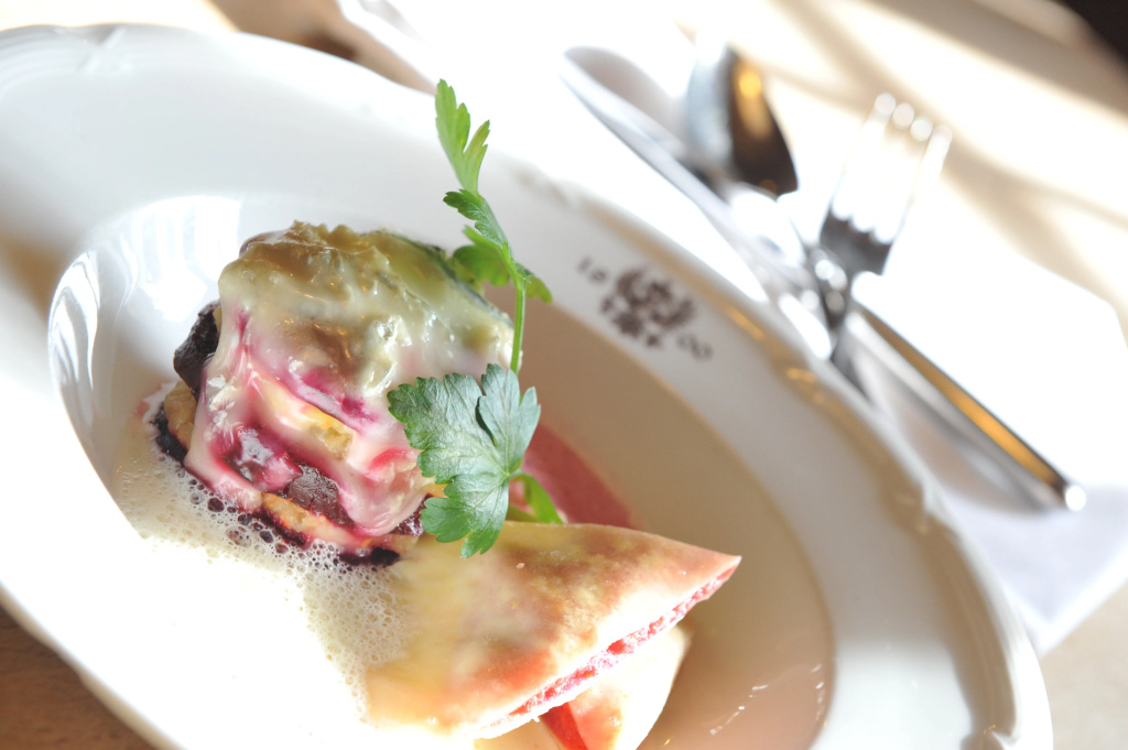 Food & Beverage
