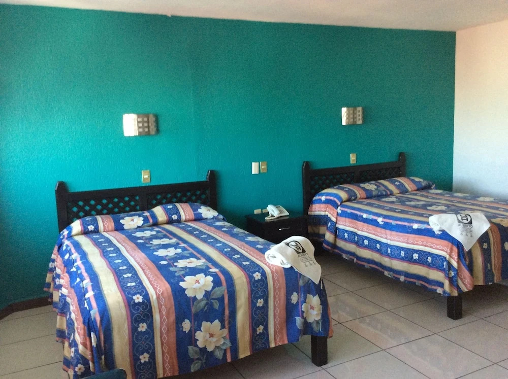 Standard Double room (full double bed)