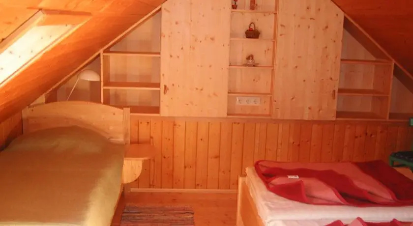 Haus Schuster — 5