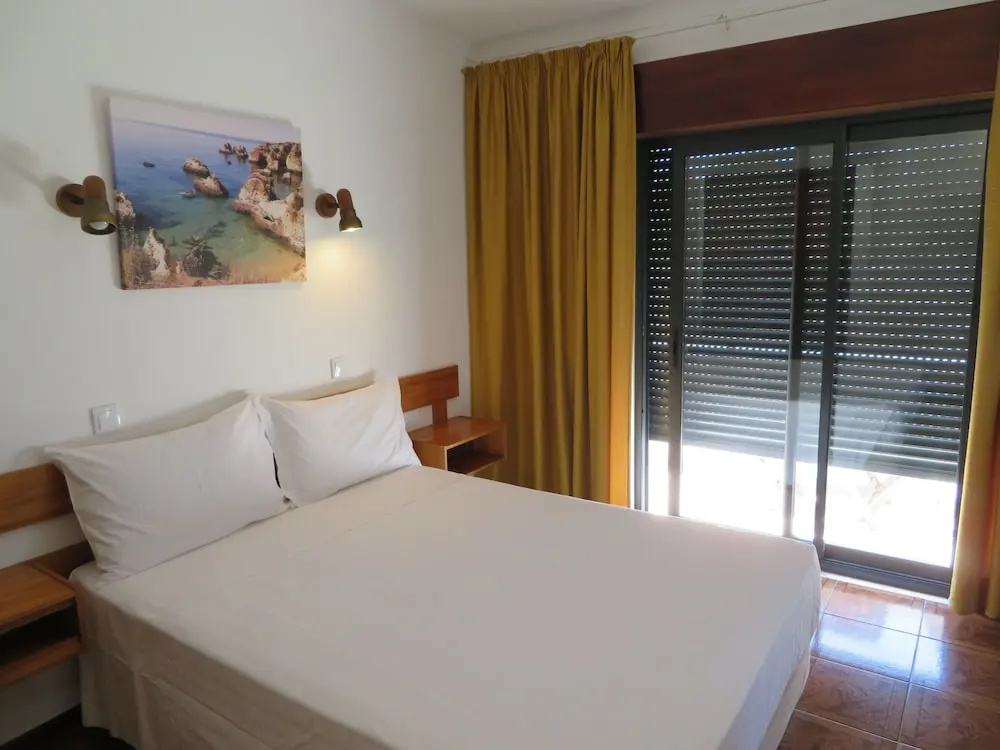 Superior Double room with balcony and with garden view (full double bed)