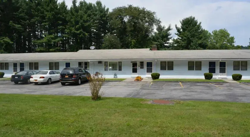 Pine Grove Motel