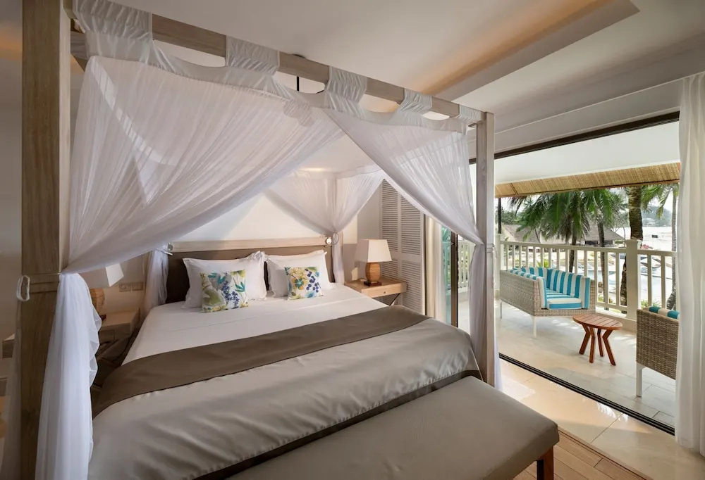 4 Bedrooms Standard Penthouse room with balcony and with ocean view