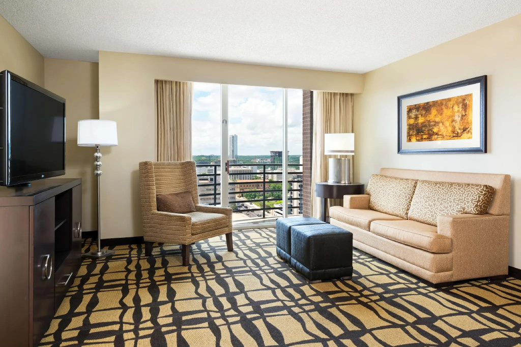 DoubleTree Suites by Hilton Austin Downtown Capitol - Chambres