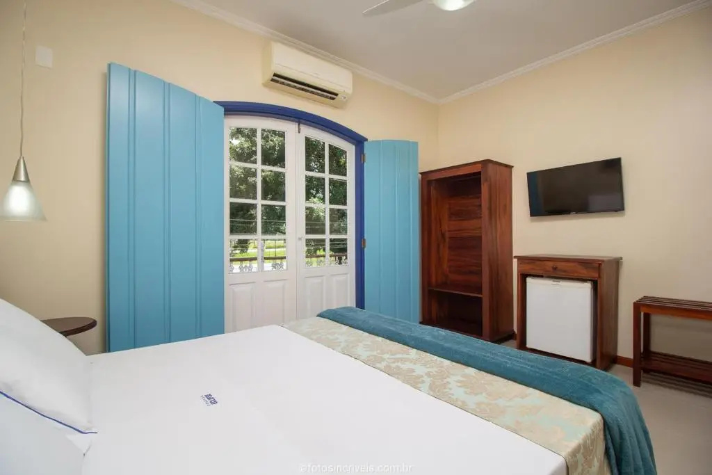 Classic Double room with balcony (full double bed)