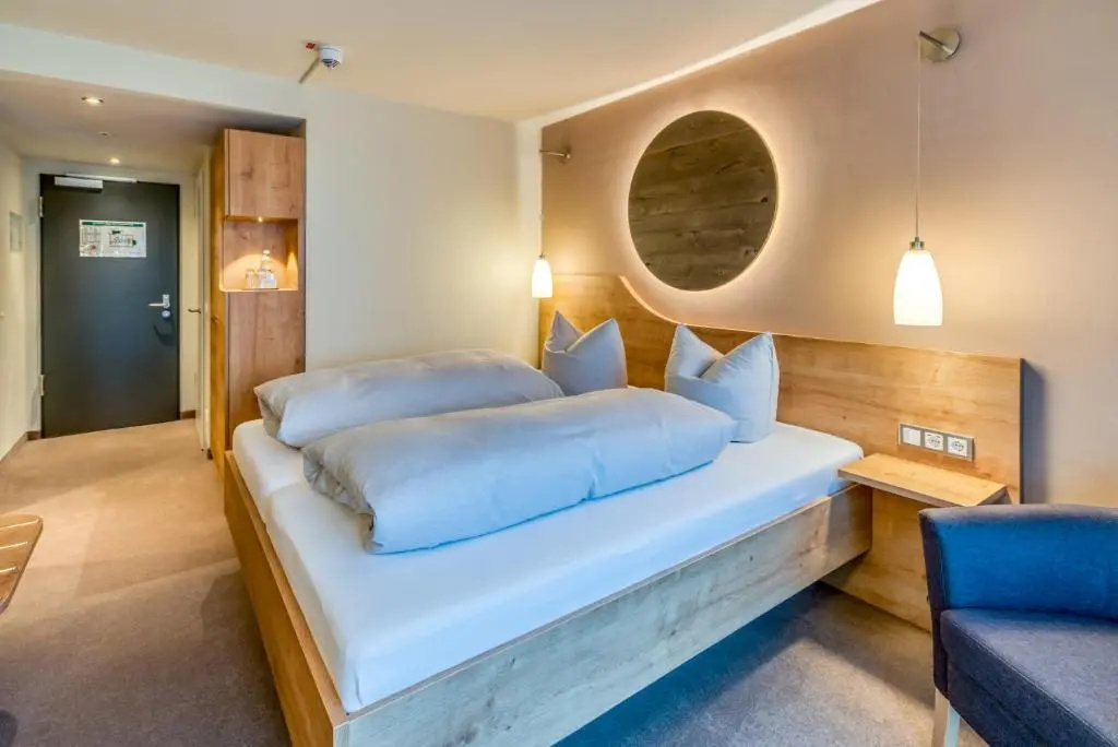 Standard Double room (full double bed)