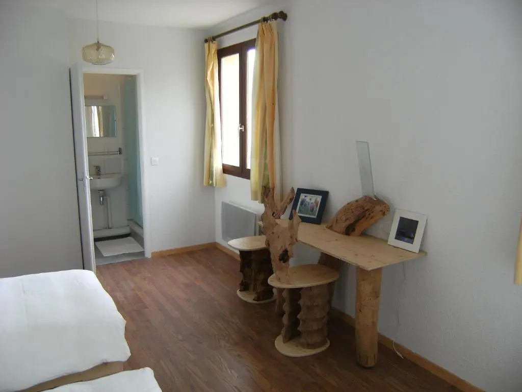 Standard Triple room with mountain view