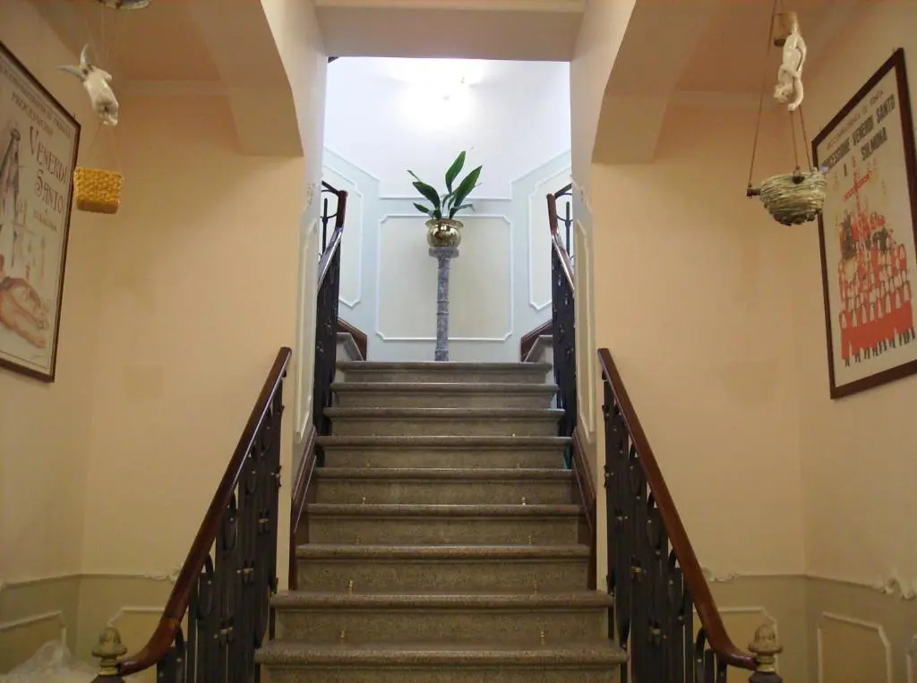3 Bedrooms Apartment