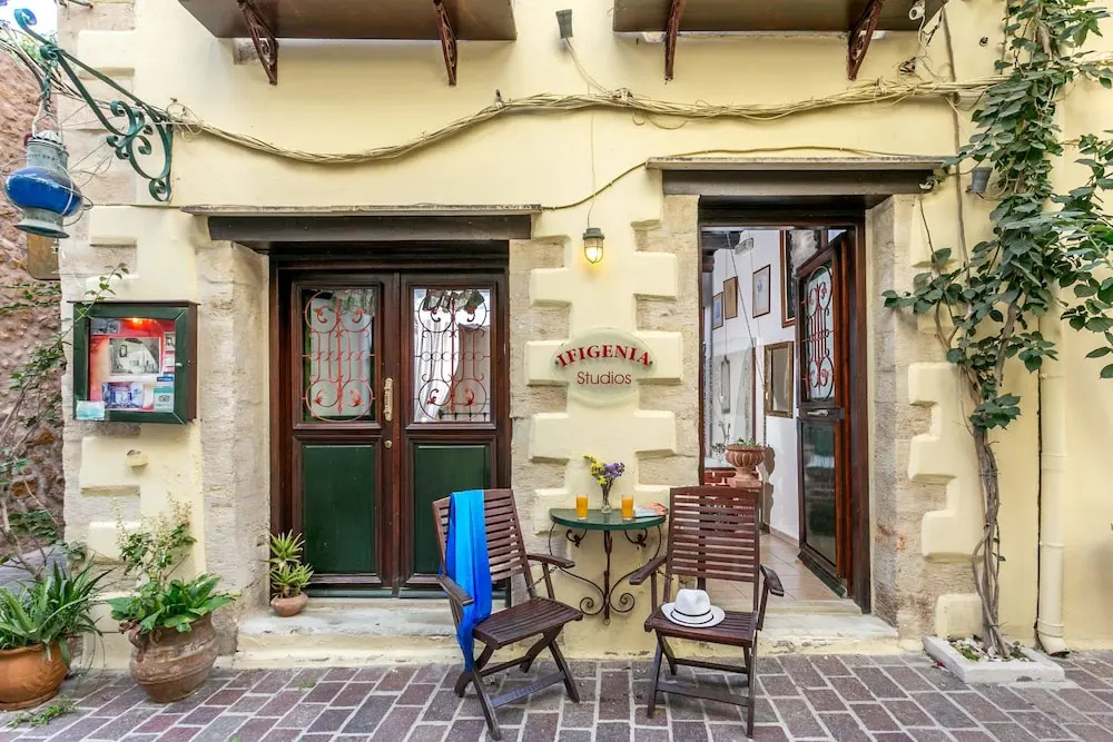 Ifigenia Luxury Suites and Villas