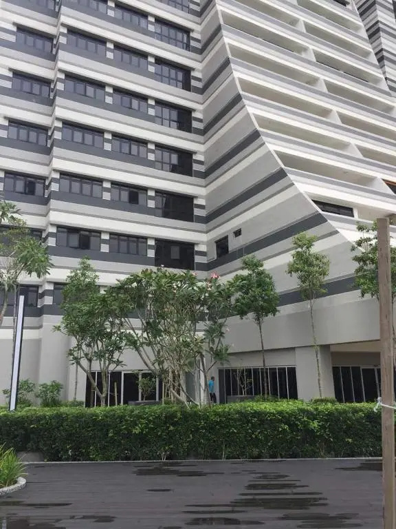 Meridin Medini Muslim Condo