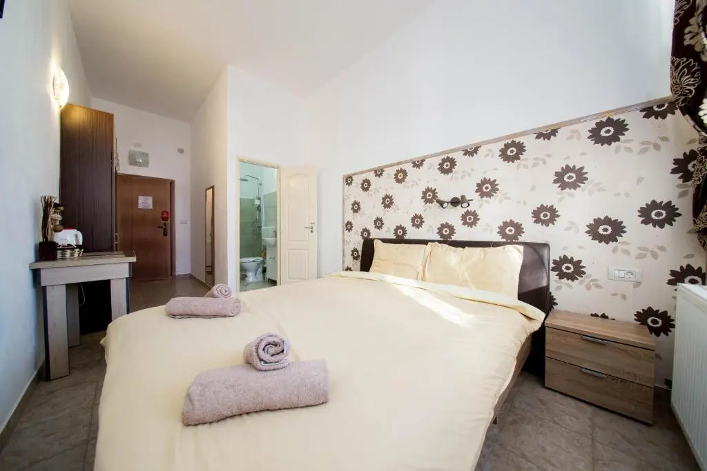 Boul Rosu Residence - Chambres