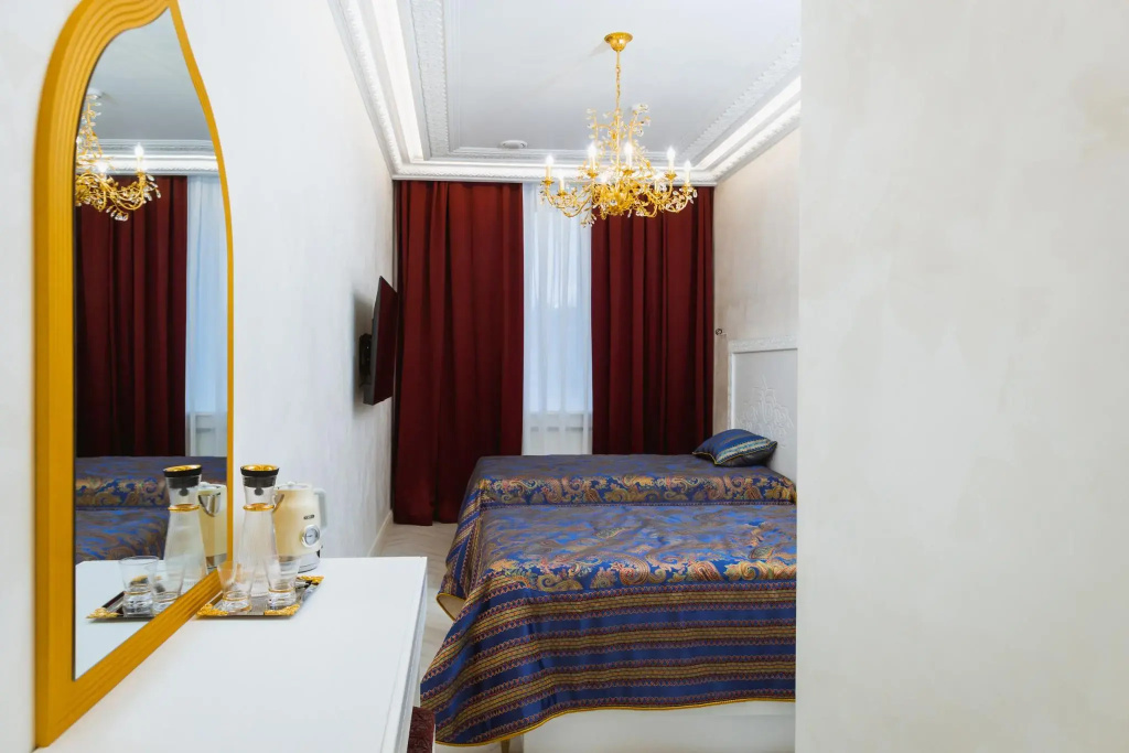 Номер Standard в Skyline Plaza Hotel