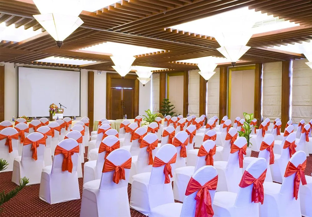 Golden Sand Resort & Spa