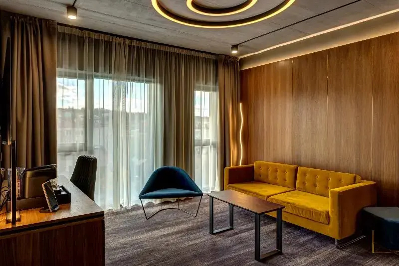 Standard Junior Suite