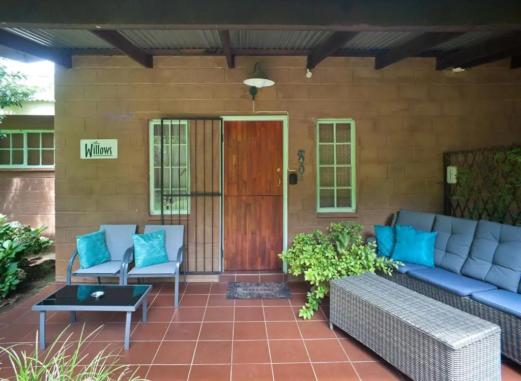 Deluxe Double room with garden view (full double bed)