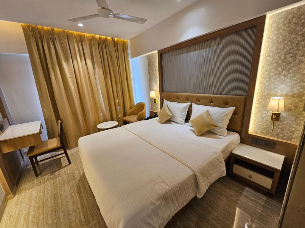 Hotel photo 12