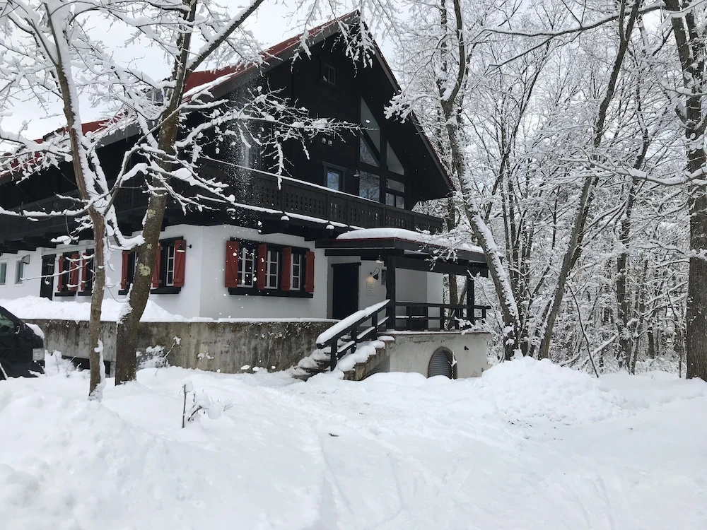 House of Finn Juhl Hotel Hakuba