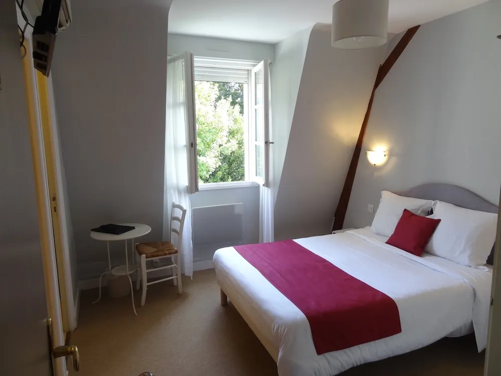 Hôtel Val De Loire - Chambres
