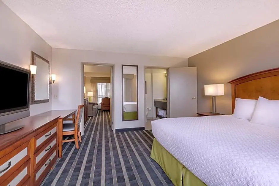 Embassy Suites by Hilton San Francisco Airport Waterfront - Chambres