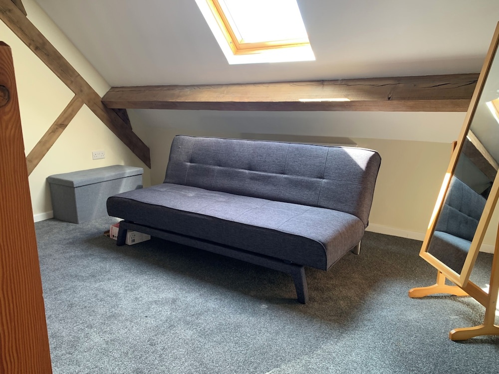 Walnut Cottage — 4