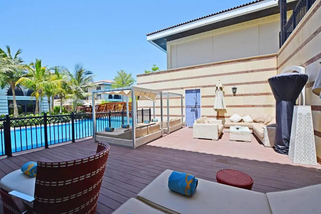 Zabeel Saray Royal Residences Lagoon Villa