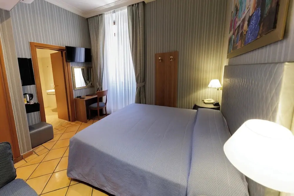 Superior Double room (full double bed)