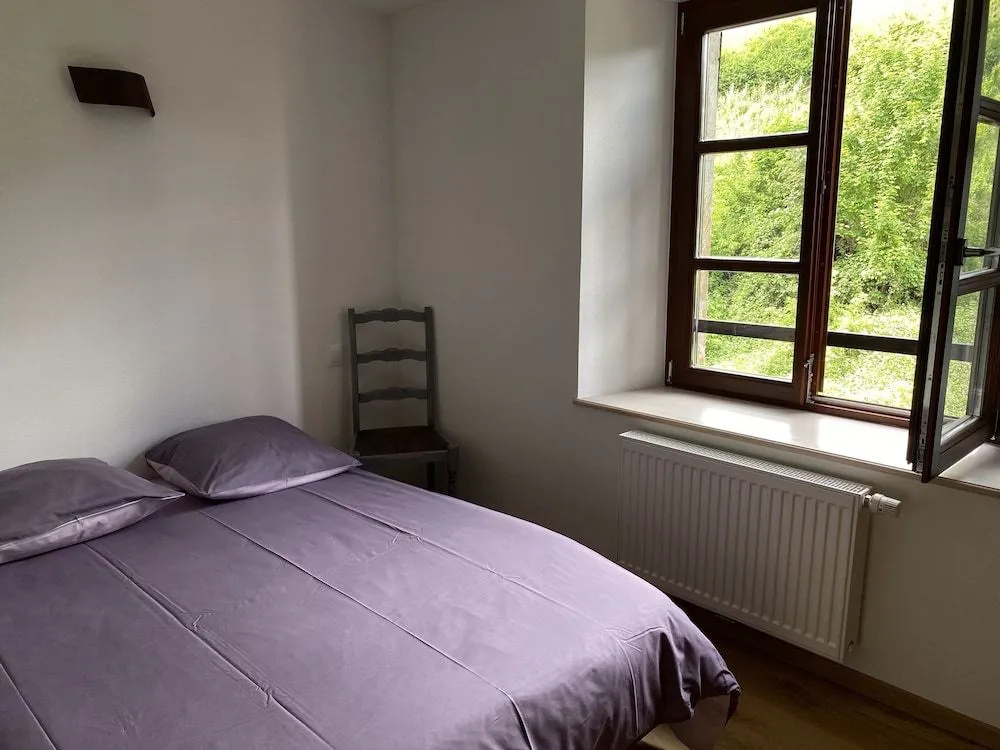 Afficher la photo 6 — La Cour des Nobles