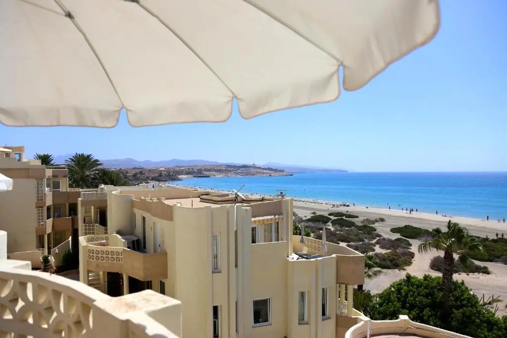 Beach & Waterfront