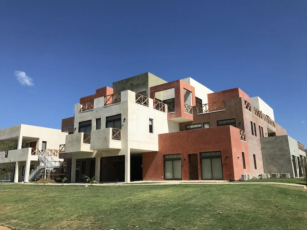 El Sitio Villas