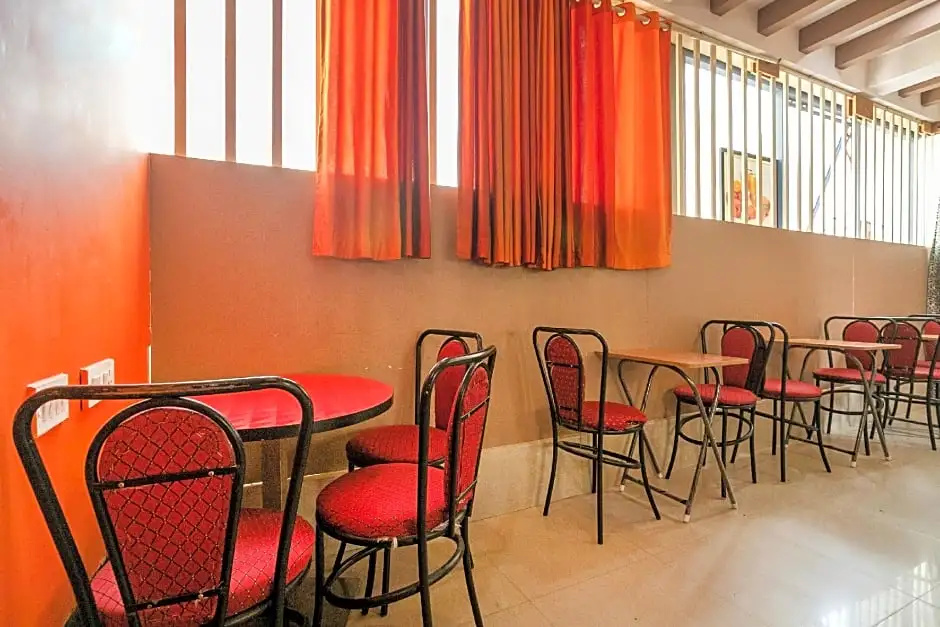 FabExpress Emirates Suites - Général