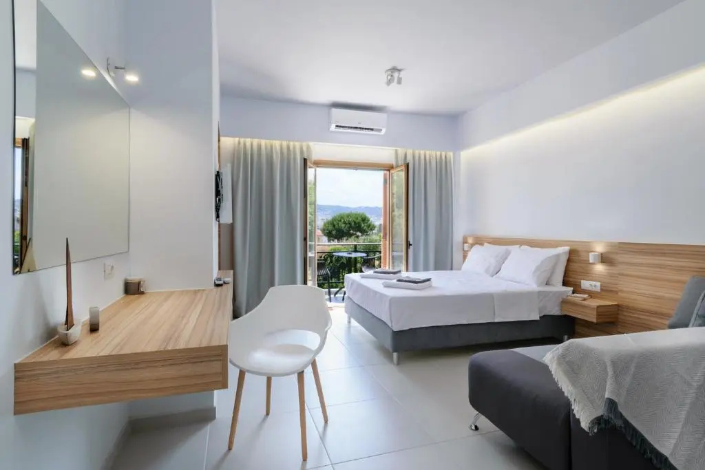 Superior Studio with balcony and with sea view