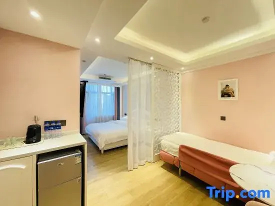 Madrigal hotel 43