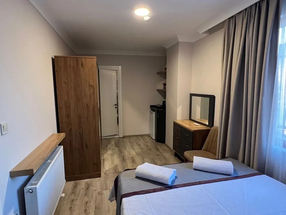 1 Bedroom Standard Double room (full double bed)